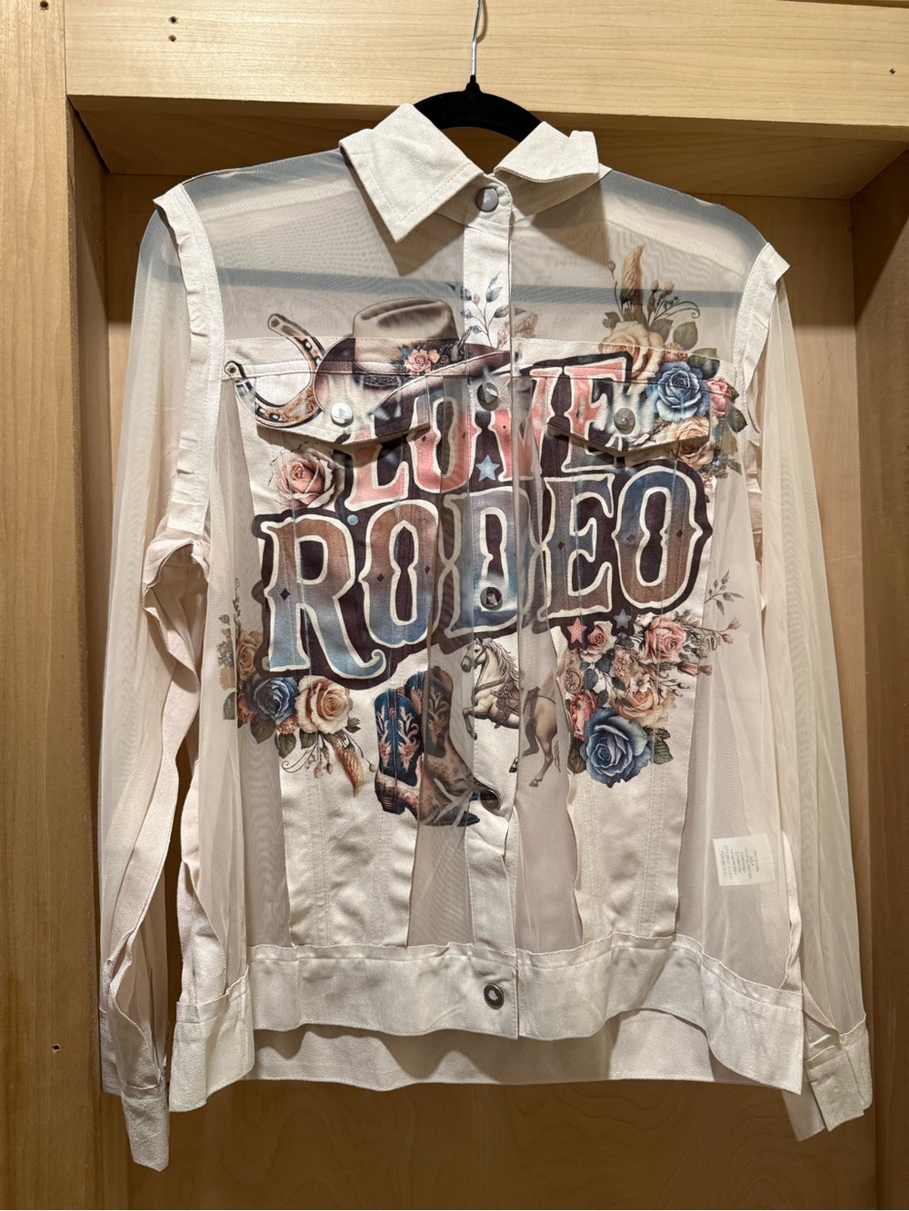 Origami Love Rodeo Button up Blouse 🔥🔥 Size Small New